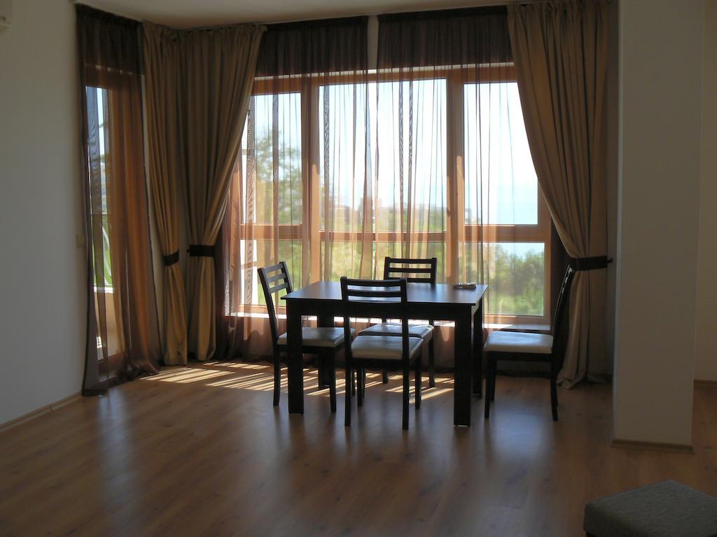 Cabacum Beach Private Apartaments Golden Sands Δωμάτιο φωτογραφία